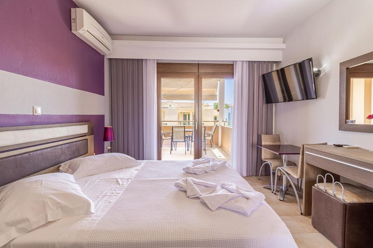 Dafni'S Seaside Luxury Studios Никити Экстерьер фото